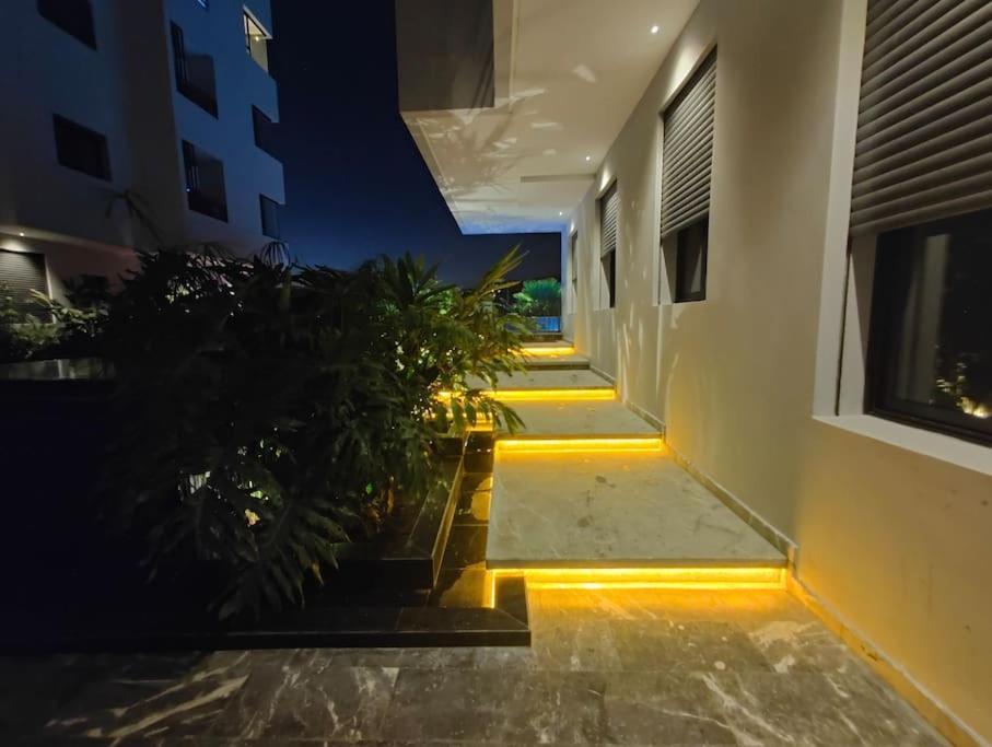 Royalty Chic 3 Bedroom App Du Golf With Airco And Wifi Apartment