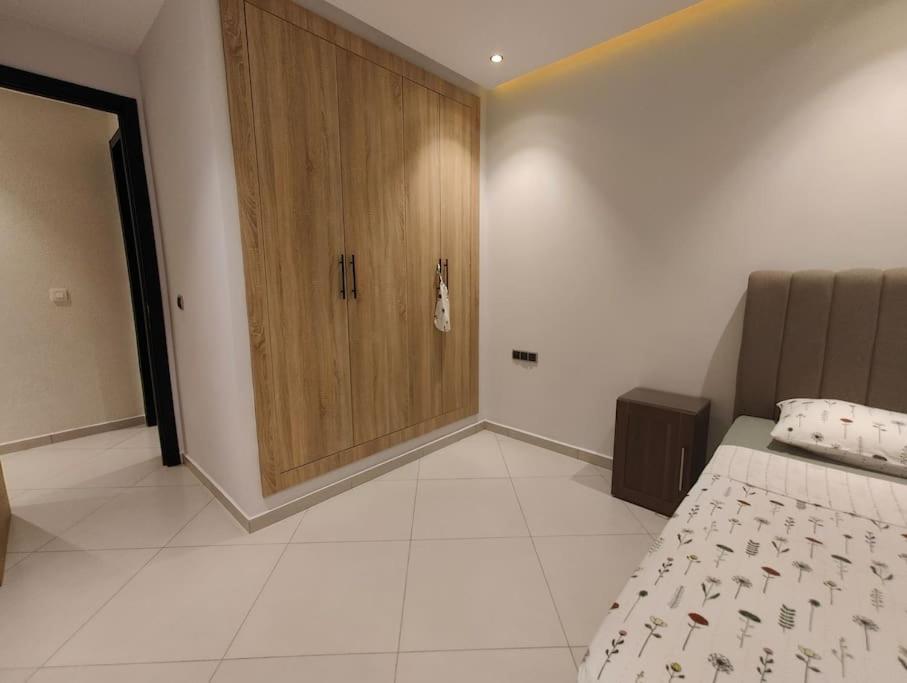 Royalty Chic 3 Bedroom App Du Golf With Airco And Wifi Apartment *