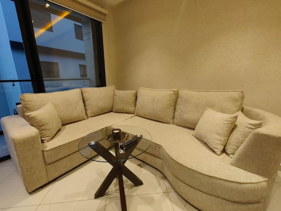Royalty Chic 3 Bedroom App Du Golf With Airco And Wifi Apartment Tangier